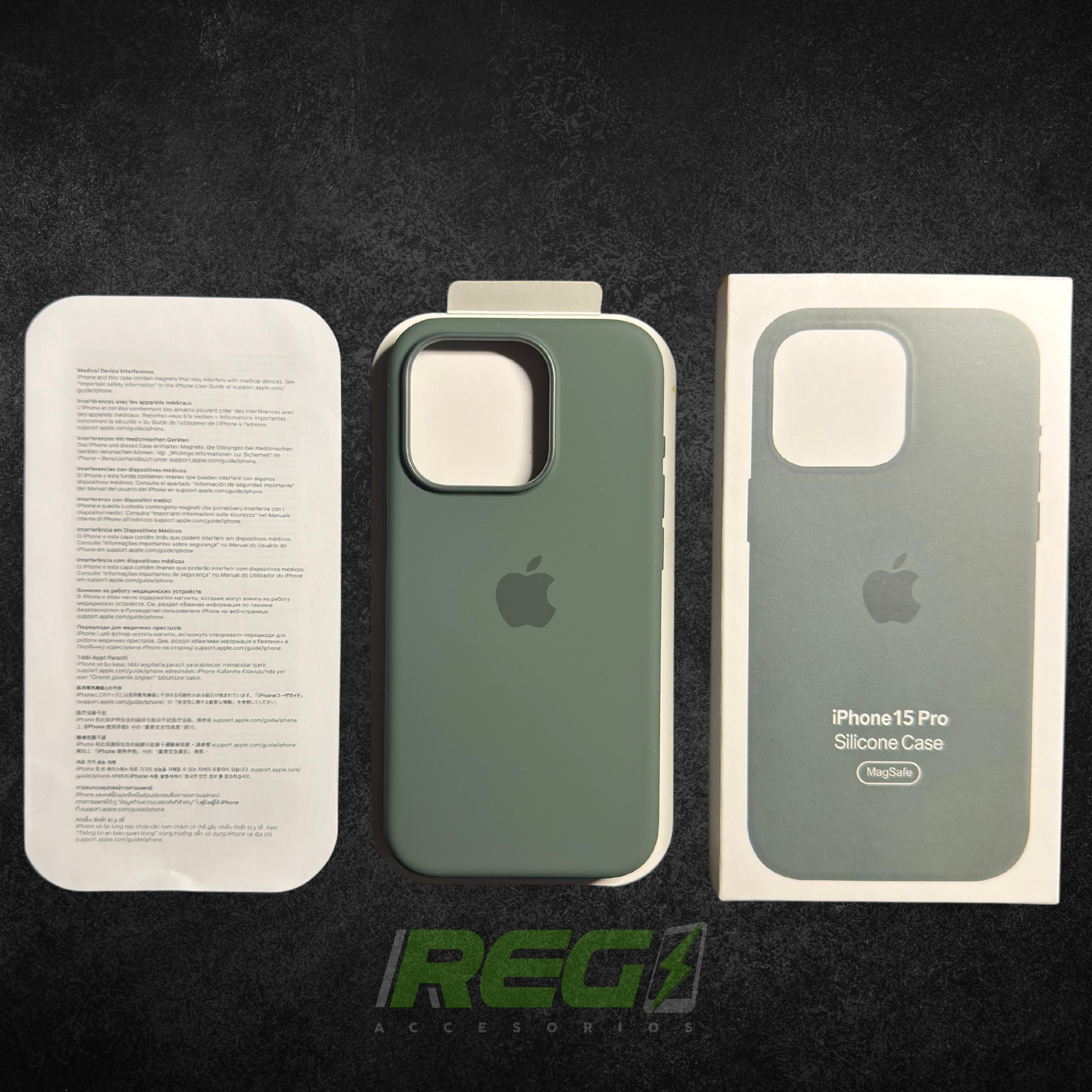 Silicone case iPhone 15 Pro